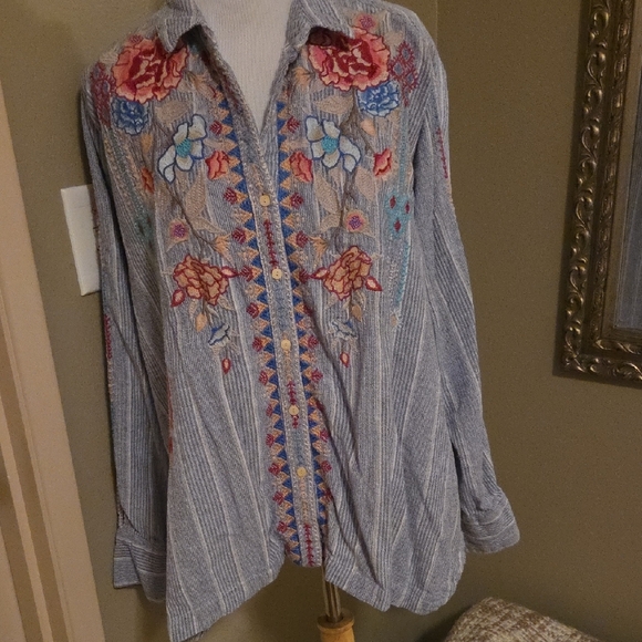 Johnny Was Tops - Johnny Was Embroidered Floral Button-Up Shirt